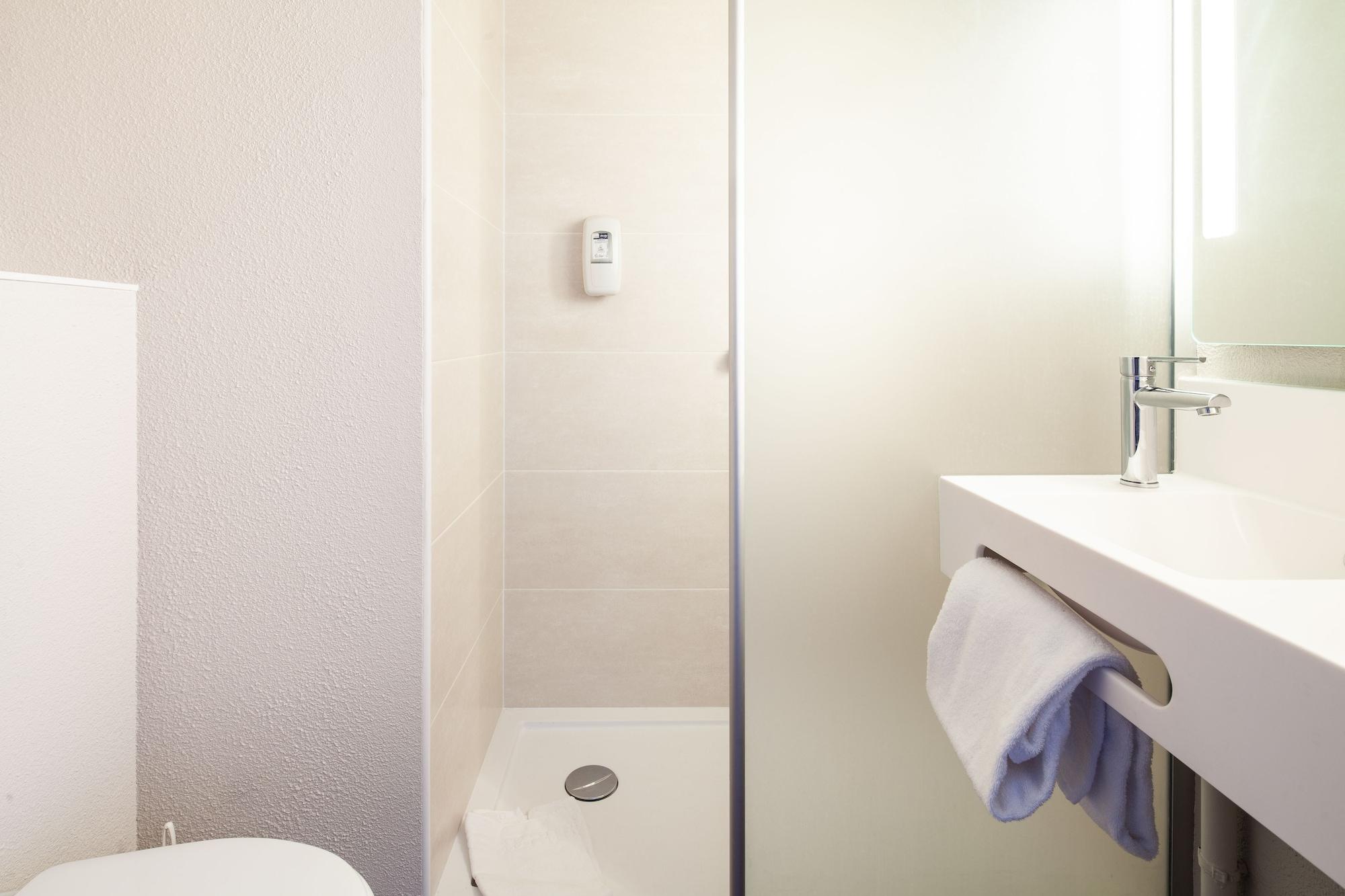 B&B Hotel Meaux Εξωτερικό φωτογραφία